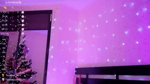 Lisa3 online show from December 2025 02:22:01 PM