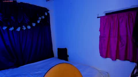 Shaira Clark online show from April 2026 01:17:01 AM