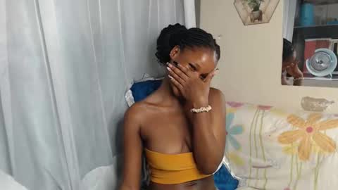 Shaky online show from October 2025 07:21:01 PM