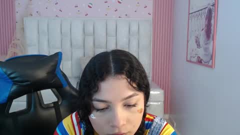 Shalon  online show from October 2025 02:07:02 PM