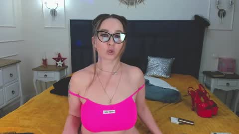 Svetlana ...........help me get 100 reactions before the end of the year Thumb up if you like me I appreciate it and thank you online show from February 2025 01:51:01 AM