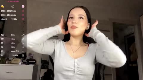 Viola online show from November 2025 06:46:01 AM