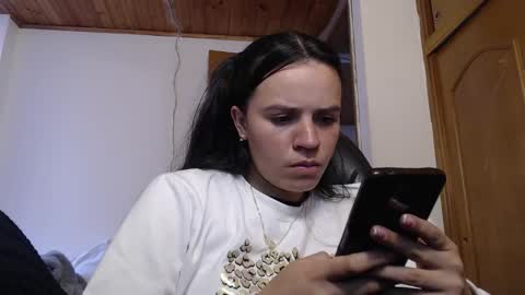 Snapshot of shanel_lozano chatting on October 2025 09:10:02 PM shanel_lozano online show from October 2025 09:10:02 PM
