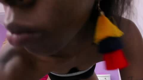 shanelle7 online show from April 2026 01:25:02 PM