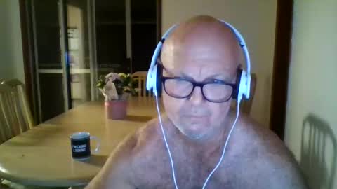 shaneo781570 online show from May 2026 06:07:02 PM
