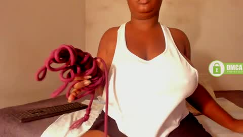 Snapshot of shaniblack chatting on May 2026 08:16:02 PM Danna online show from May 2026 08:16:02 PM