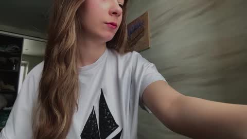 Snapshot of shanikaterwey chatting on February 2026 07:01:01 AM Shanika online show from February 2026 07:01:01 AM