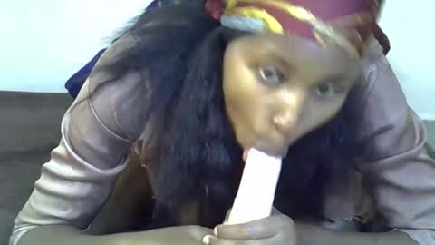 shanizz online show from October 2025 03:05:02 AM