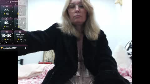 Snapshot of shannon07 chatting on June 2026 04:48:01 AM Shannon07 online show from June 2026 04:48:01 AM