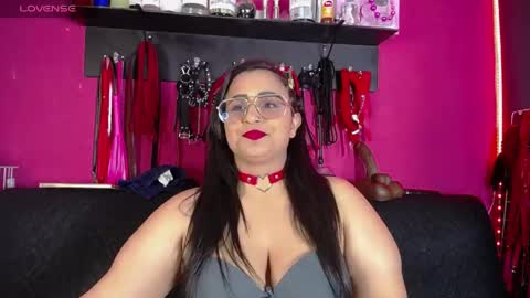 Snapshot of shannon_queen_ chatting on May 2026 03:36:02 AM Shannon online show from May 2026 03:36:02 AM