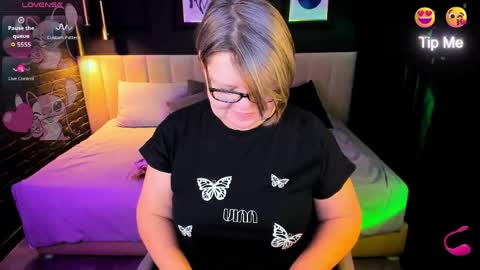 Shannon online show from March 2026 05:12:02 AM