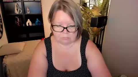 Snapshot of shannonshine chatting on July 2026 01:04:02 PM Shannon online show from July 2026 01:04:02 PM