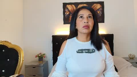 Snapshot of shanon_mature_ chatting on June 2026 08:19:02 PM Shanon online show from June 2026 08:19:02 PM