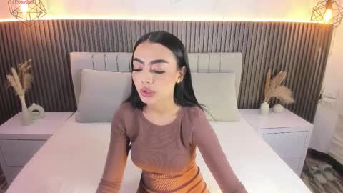 Snapshot of shanonclark chatting on November 2025 07:15:01 PM SHANON online show from November 2025 07:15:01 PM