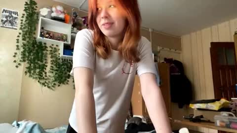 Kristin online show from October 2025 07:48:01 AM