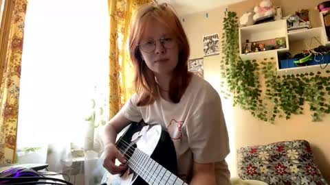 Kristin online show from October 2025 10:24:01 AM