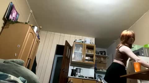 Kristin online show from October 2025 05:08:01 AM