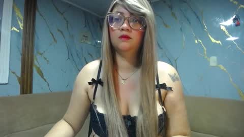 Snapshot of shantal520827 chatting on February 2026 01:39:02 AM shantal online show from February 2026 01:39:02 AM