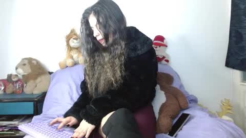 Shantal online show from March 2026 05:25:01 PM