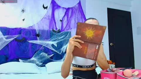 Snapshot of shantala_nastasiia chatting on October 2025 12:49:02 PM shantala nastasiia online show from October 2025 12:49:02 PM