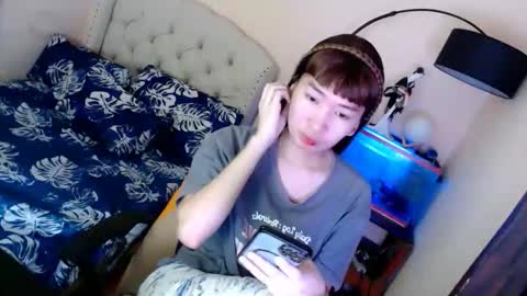 SHANTA FOX  s online show from September 2025 02:33:02 AM