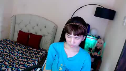 SHANTA FOX  s online show from November 2025 06:35:02 AM