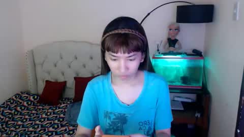 SHANTA FOX  s online show from January 2026 01:38:01 PM