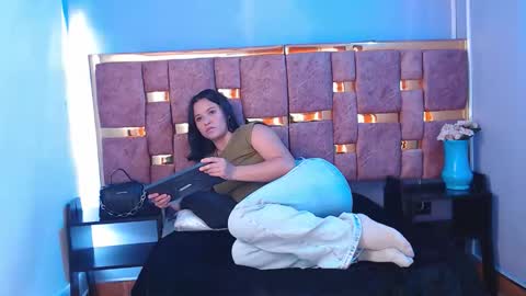 shantall 05 online show from January 2026 07:49:02 PM