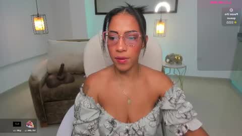Snapshot of shantall_wills chatting on July 2026 11:02:01 AM Shantall wills online show from July 2026 11:02:01 AM
