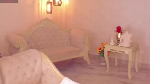 Snapshot of shantallknowless chatting on July 2026 02:23:01 PM ShantallKnowles online show from July 2026 02:23:01 PM