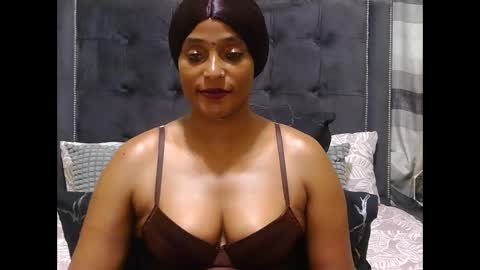 shany922 online show from February 2025 06:55:01 PM