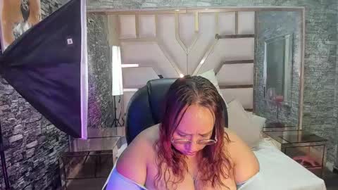 Snapshot of shara_oz chatting on March 2026 02:48:01 AM Shara Oz online show from March 2026 02:48:01 AM