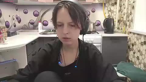 Snapshot of sharleenyodis chatting on June 2026 05:17:02 PM Sara online show from June 2026 05:17:02 PM