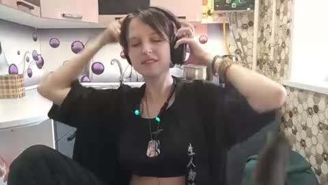Snapshot of sharleenyodis chatting on June 2026 04:51:02 PM Sara online show from June 2026 04:51:02 PM