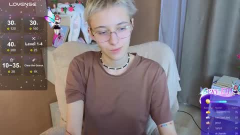 Snapshot of sharli_rose chatting on February 2025 09:26:02 PM Sharli online show from February 2025 09:26:02 PM