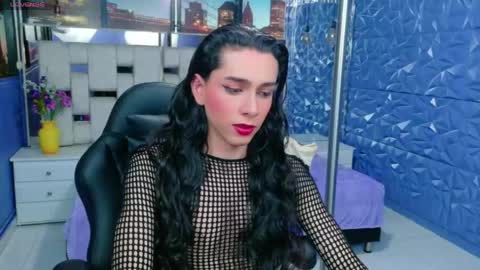 Sharlond online show from April 2026 02:30:01 PM