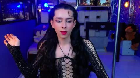 Sharlond online show from May 2026 01:50:02 PM