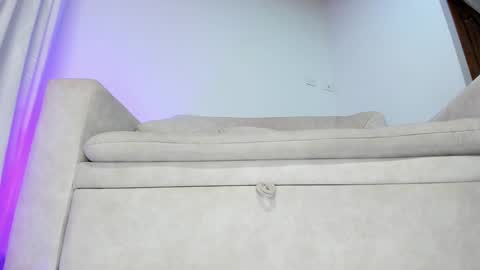 Hi fiends ---- I usually start online from Monday to Friday from 1000 am Saturdays and Sundays at 600 am Colombia time online show from January 2025 09:42:01 PM