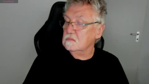 sharlots_pet online show from June 2026 12:40:02 PM