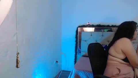 Snapshot of sharlotte__jones chatting on December 2024 03:17:01 PM Sara online show from December 2024 03:17:01 PM