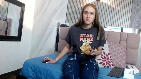 Sara online show from December 2025 11:28:01 AM