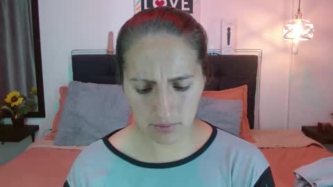 Snapshot of sharon_10_ chatting on October 2025 01:56:01 AM sharon_10_ online show from October 2025 01:56:01 AM