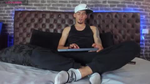 Sharon  Tyga online show from November 2025 02:55:02 AM