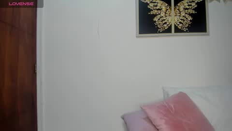 sharonscothh online show from October 2025 08:40:02 PM