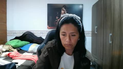 Snapshot of sharoon__cherry_ chatting on May 2026 01:49:02 PM sharon online show from May 2026 01:49:02 PM