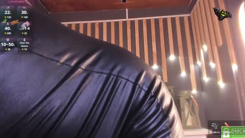 Snapshot of sharoon_gold chatting on January 2025 02:08:02 AM Your mistress Sharon  online show from January 2025 02:08:02 AM