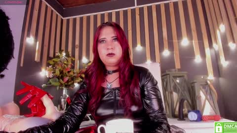 Snapshot of sharoon_gold chatting on January 2025 03:00:02 AM Your mistress Sharon  online show from January 2025 03:00:02 AM