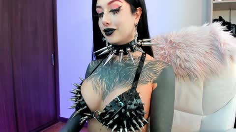 Antonia online show from January 2025 02:44:01 PM