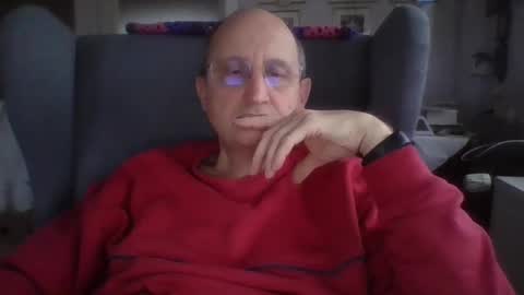 Snapshot of sharpshoder chatting on January 2025 03:01:01 PM Peter online show from January 2025 03:01:01 PM