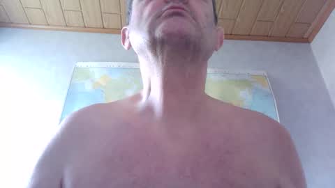 Snapshot of sharpshoder chatting on February 2026 09:43:02 AM Peter online show from February 2026 09:43:02 AM